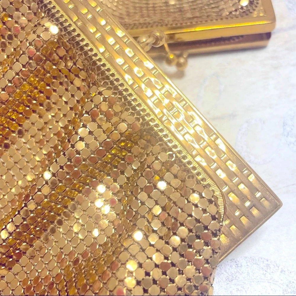 2/ Whiting & Davis Silver Mesh Coin Purse - 1930's Wallet